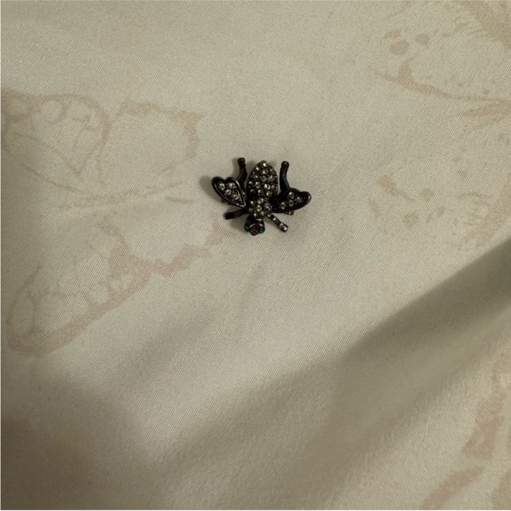 Joan rivers brooch